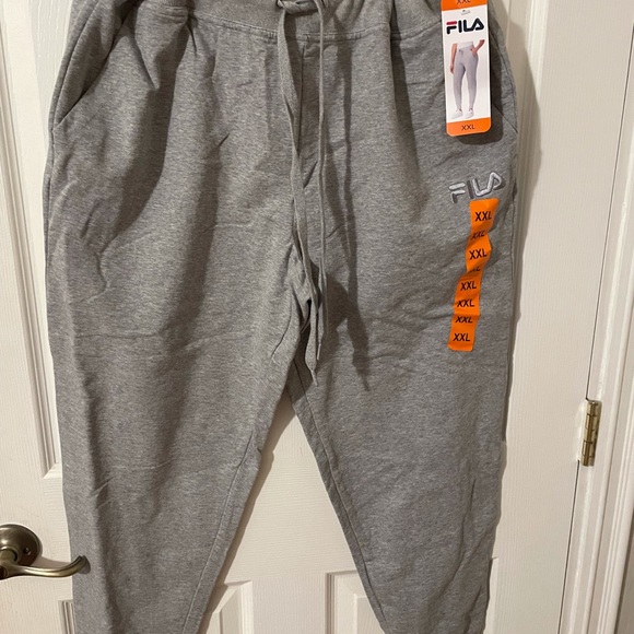 Fila Women Sweatpants New - Picture 4 of 5